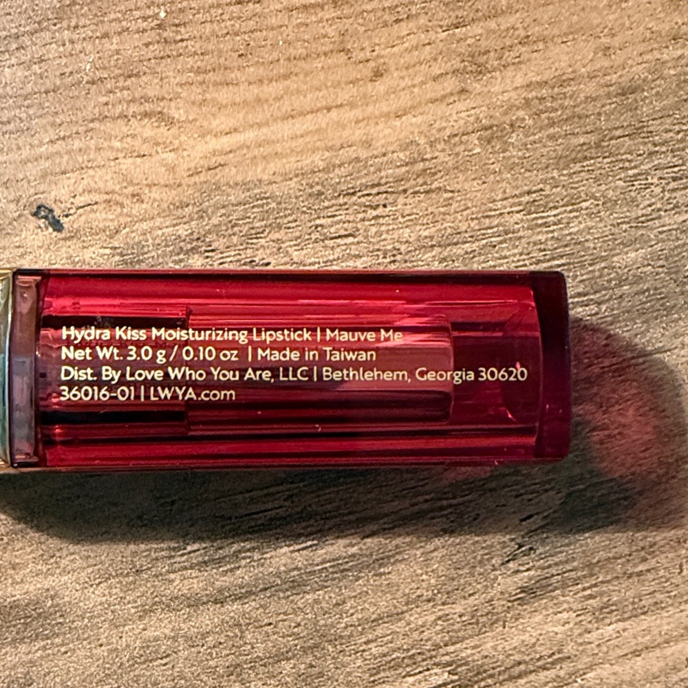 LWYA By Kim Gravel Rich Red Lipstick - Picture 3 of 3